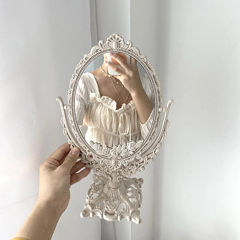 Design floral Home Decor Mirror, Material elegante do olhar do vintage, Europeu requintado Oval Handhold Mirror, Decoração do quarto